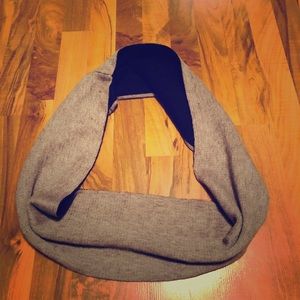 Infinity scarf